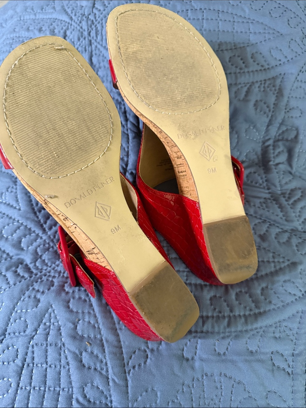 Donald J. Pliner Red Patent Croc-Embossed Cork Wedge Sandals - Sz 9. - Picture 6 of 6